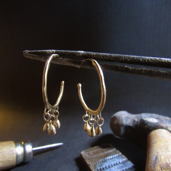 Earrings - Picture 7 of 8